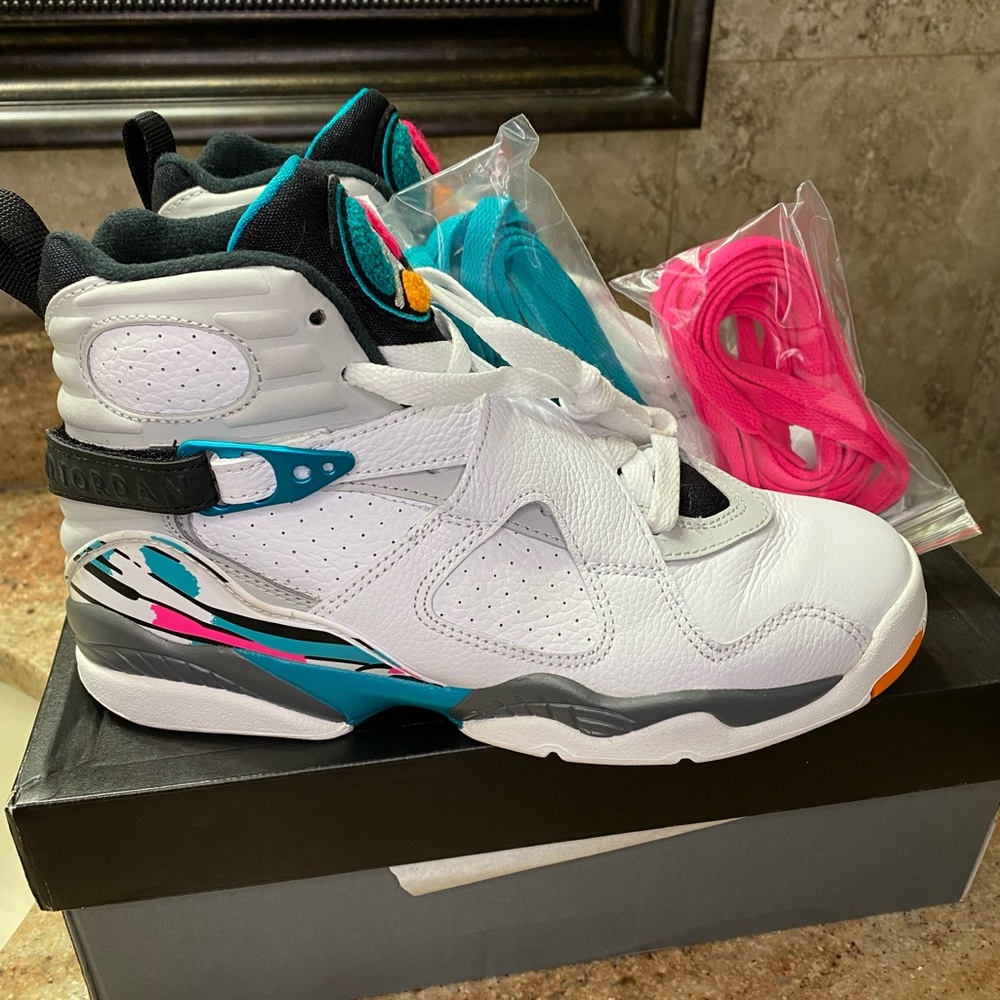 Air Jordan 8 Retro 'South Beach' size 5.5